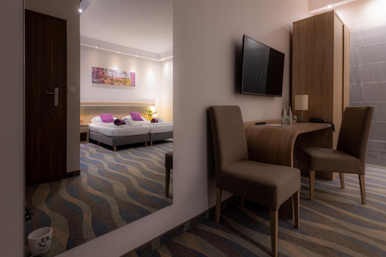 Hotel Bardo Luaran gambar