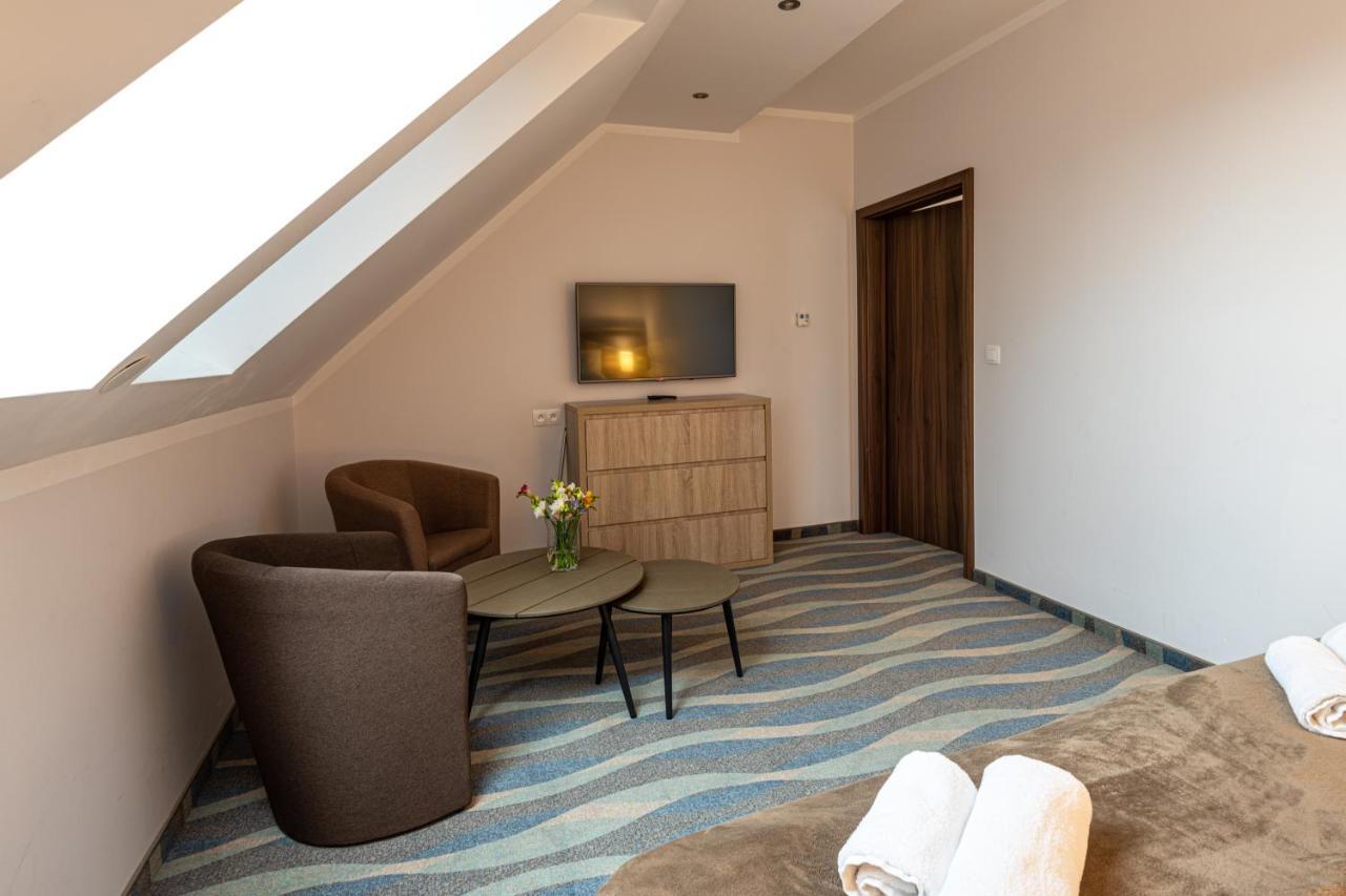 Hotel Bardo Luaran gambar